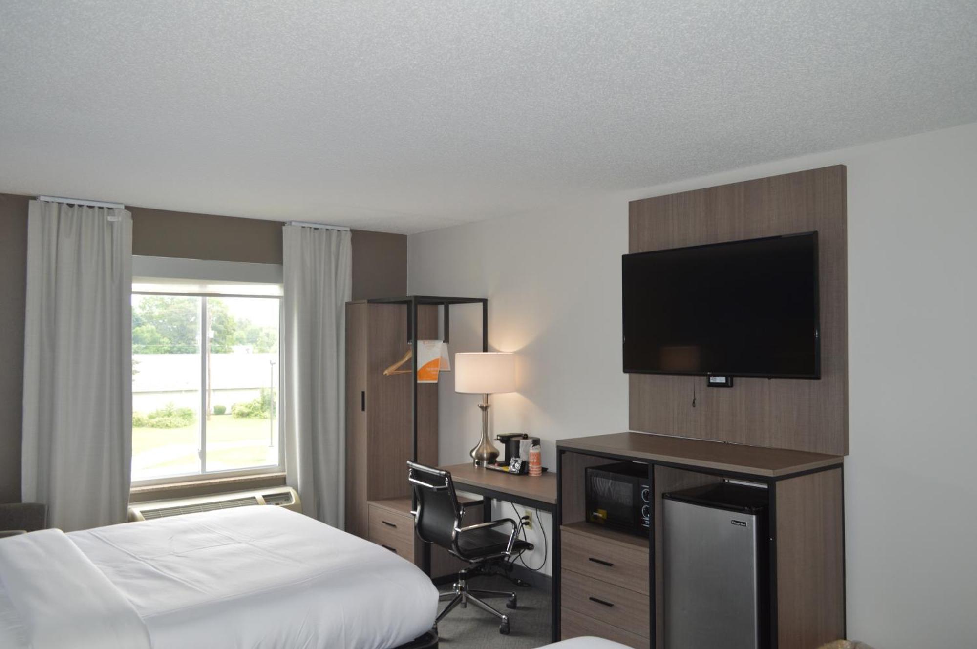 Comfort Inn & Suites Harrisburg-Hershey North Ngoại thất bức ảnh