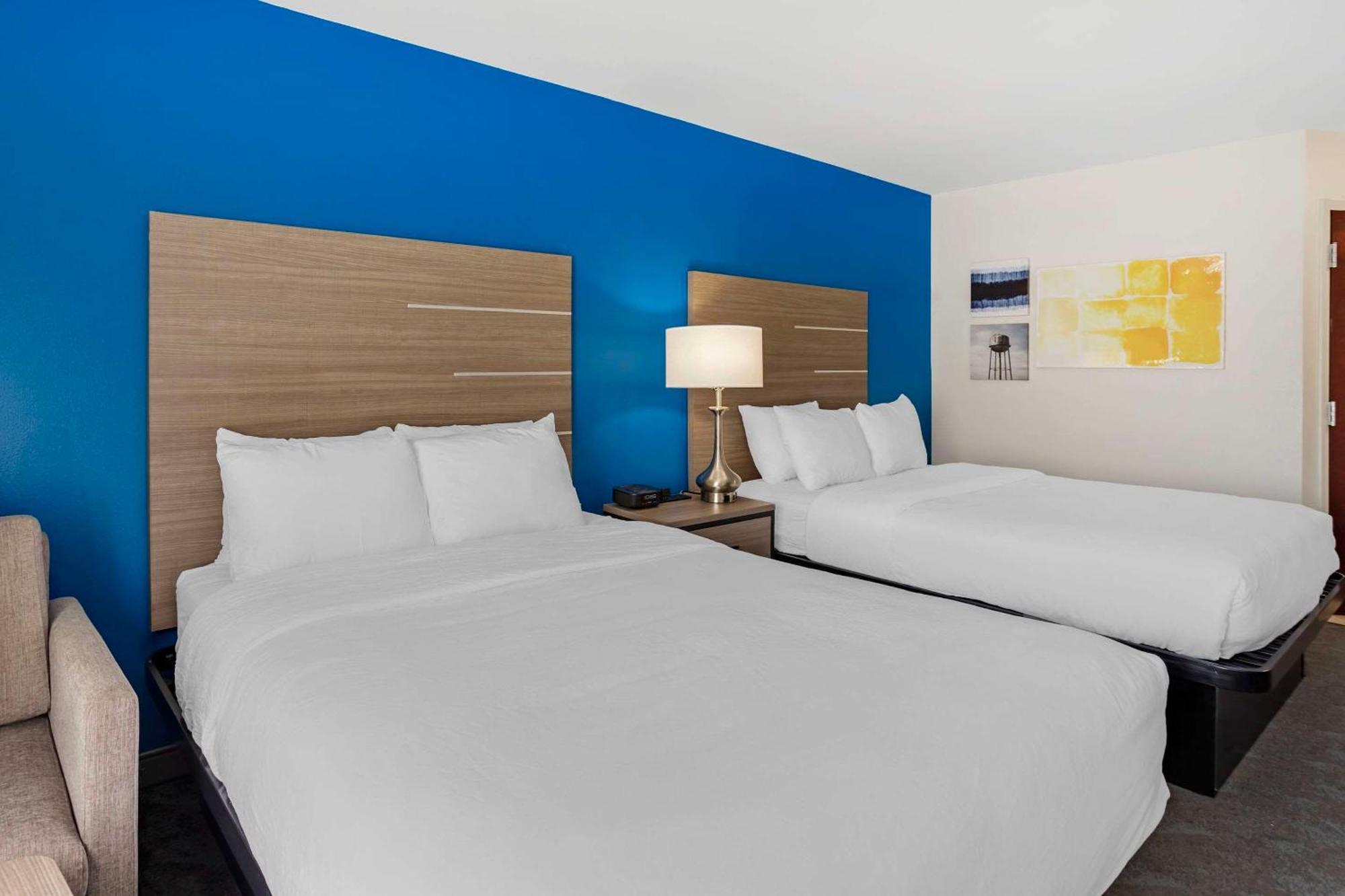 Comfort Inn & Suites Harrisburg-Hershey North Ngoại thất bức ảnh