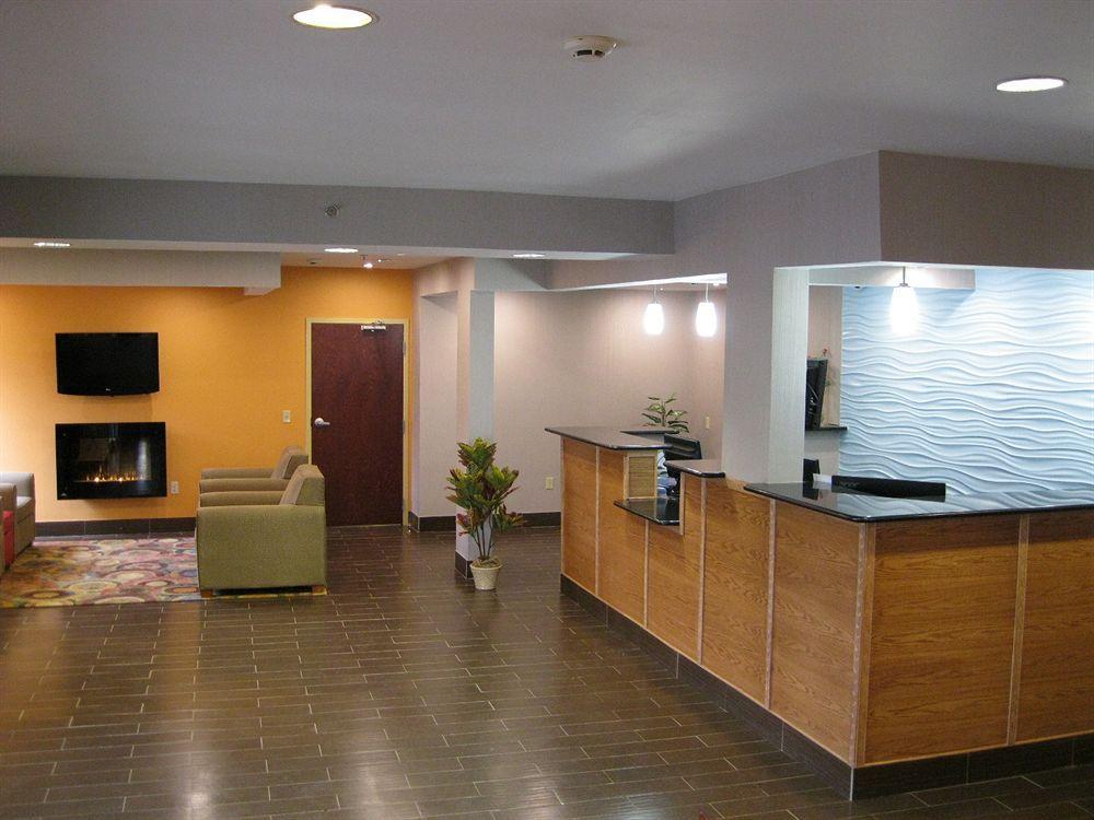 Comfort Inn & Suites Harrisburg-Hershey North Ngoại thất bức ảnh
